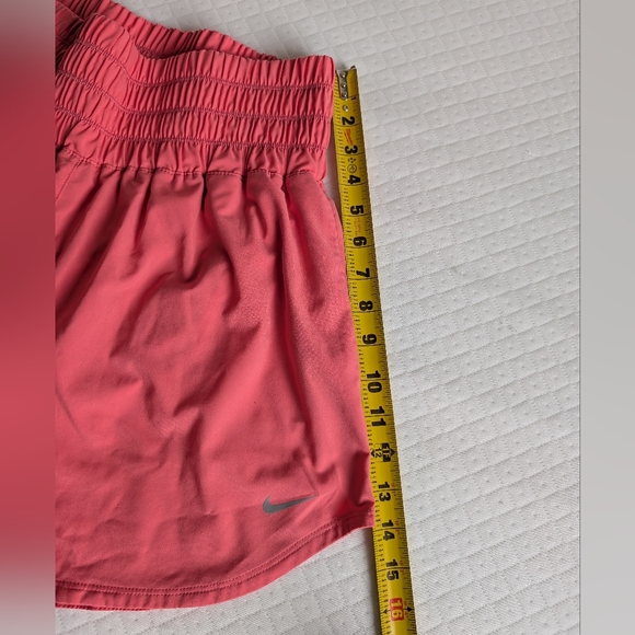 Nike One Dri-FIT Ultra High-Waisted 3" Brief-Lined Shorts Pink Size L running - Picture 7 of 11